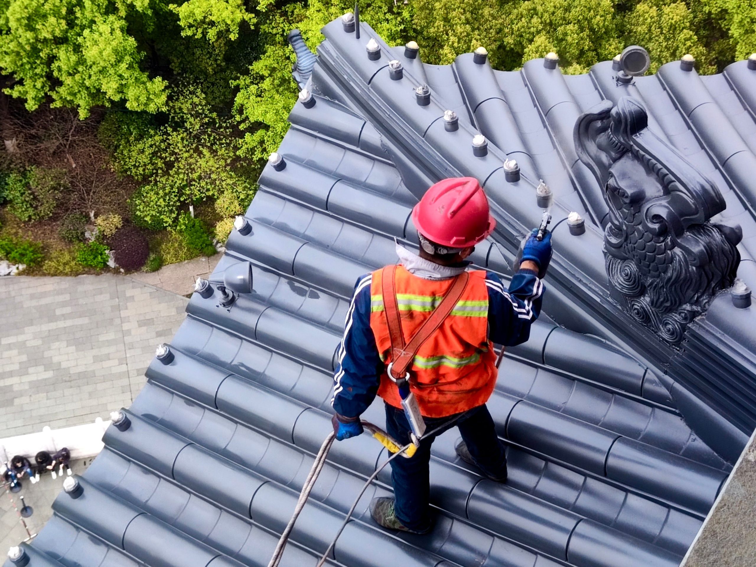 Emergency Roof Repair In Miramar
